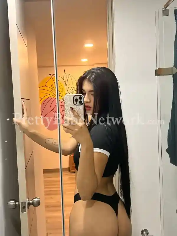 lucia-spanish-model-escort-in-kokapet-for-top-notch-companion-1